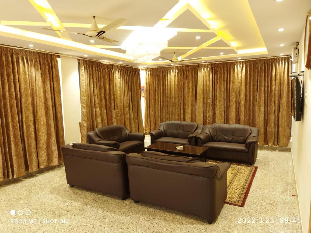 Masa Mahal And Lodge Sivaganga ภายนอก รูปภาพ